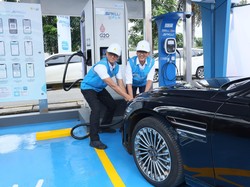 Wamen BUMN Pastikan Kesiapan SPKLU Layani Kebutuhan Warga Selama Nataru