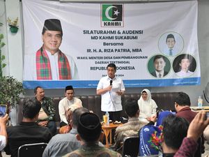 Kemendes PDT Pastikan Kawal Relokasi Korban Tanah Bergerak di Sukabumi Kemendes PDT Pastikan Kawal Relokasi Korban Tanah Bergerak di Sukabumi