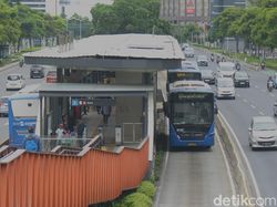 Video: Hore! TransJakarta-MRT Rp 1 di Libur Lebaran