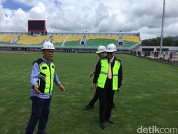 Taufan Pawe Tinjau Renovasi Stadion Gelora BJ Habibie Parepare