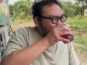 Video Top 5: Gaduh Fico Fachriza Pinjam Uang hingga UN Bakal Diadakan Lagi Video Top 5: Gaduh Fico Fachriza Pinjam Uang hingga UN Bakal Diadakan Lagi