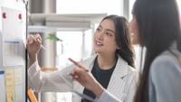 Introvert Wajib Tahu! Ini Pekerjaan yang Paling Cocok Buat Kamu Menurut Psikologi