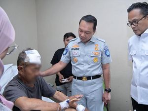 Dirut Jasa Raharja Jenguk Korban Laka Tol Cipularang di Radjak Hospital