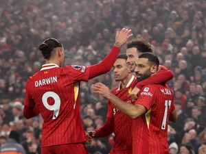 Orang Terkaya Dunia Tertarik Membeli Liverpool Orang Terkaya Dunia Tertarik Membeli Liverpool
