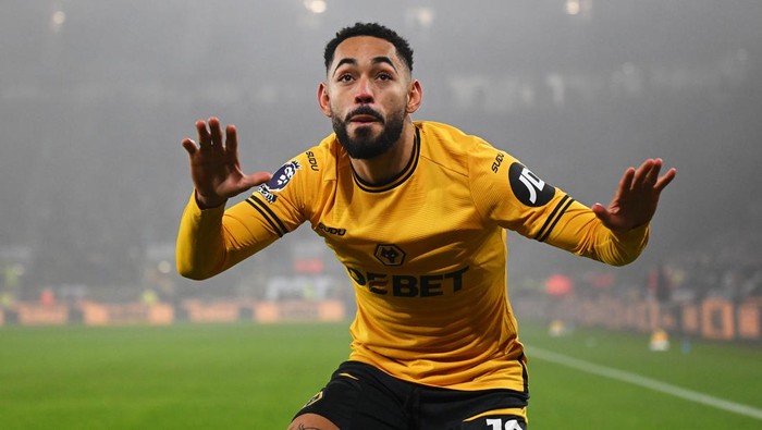 Matheus Cunha WOLVERHAMPTON, ENGLAND - DECEMBER 26: Matheus Cunha of Wolverhampton Wanderers celebrates scoring his teams first goal during the Premier League match between Wolverhampton Wanderers FC and Manchester United FC at Molineux on December 26, 2024 in Wolverhampton, England. (Photo by Shaun Botterill/Getty Images)