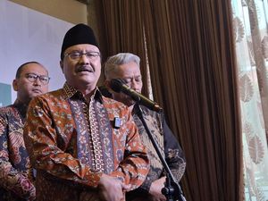 Duduk Perkara Rolls-Royce hingga Emas Tak Bertuan di Gudang Kemensos Duduk Perkara Rolls-Royce hingga Emas Tak Bertuan di Gudang Kemensos