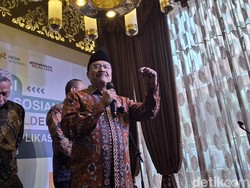 Kata Mensos Ada Rolls-Royce dan Emas Teronggok di Gudang, Punya Siapa?