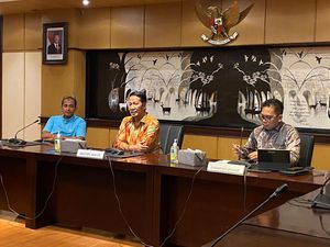 Menkum soal Wacana Denda Damai Koruptor: Tak Berarti Presiden Beri Toleransi Menkum soal Wacana Denda Damai Koruptor: Tak Berarti Presiden Beri Toleransi