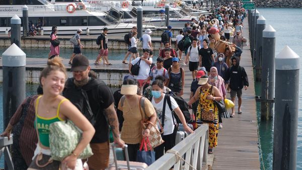 Pergerakan Wisatawan di Pelabuhan Sanur Bali Meningkat