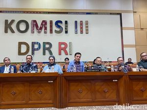 Catatan Akhir Tahun Komisi III DPR: Polri Paling Responsif atas Aduan Warga