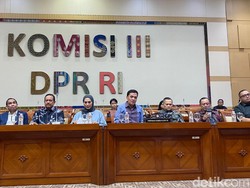 Catatan Akhir Tahun Komisi III DPR: Polri Paling Responsif atas Aduan Warga
