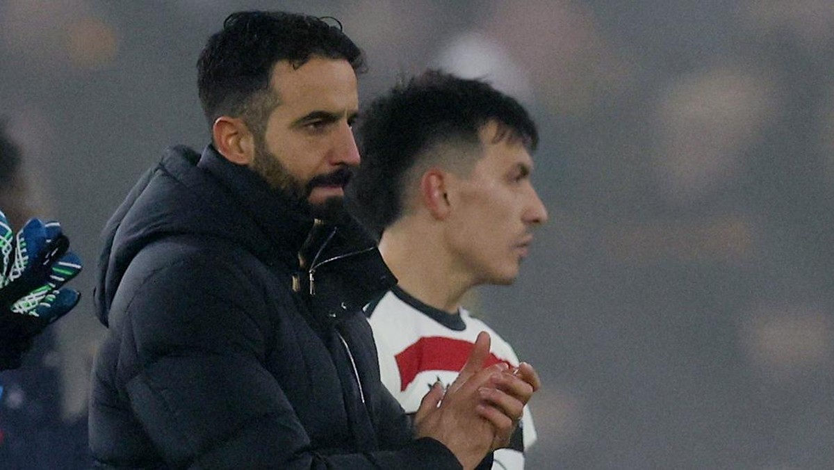 Ruben Amorim enggan berpikir soal kans Manchester United lolos ke kompetisi Eropa (Foto: REUTERS/Chris Radburn)