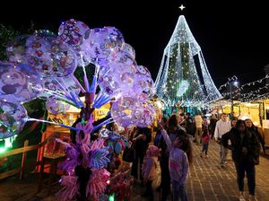 Bingkai Sepekan: Semarak Libur Nataru