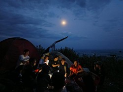 Bukit Gatan Musi Rawas, Destinasi Incaran Tahun Baruan di Atas Awan