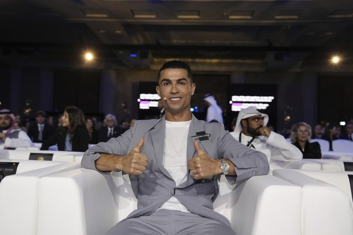 Cristiano Ronaldo Al Nassr's Cristiano Ronaldo gestures, during the Globe Soccer Awards 2025, in Dubai, UAE, Friday, Dec. 27, 2024. (abio Ferrari/LaPresse via AP)