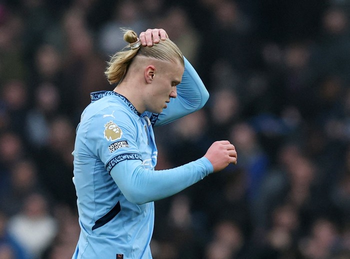 Erling Haaland Soccer Football - Premier League - Manchester City v Everton - Etihad Stadium, Manchester, Britain - December 26, 2024 Manchester City's Erling Haaland reacts after the match REUTERS/Phil Noble EDITORIAL USE ONLY. NO USE WITH UNAUTHORIZED AUDIO, VIDEO, DATA, FIXTURE LISTS, CLUB/LEAGUE LOGOS OR 'LIVE' SERVICES. ONLINE IN-MATCH USE LIMITED TO 120 IMAGES, NO VIDEO EMULATION. NO USE IN BETTING, GAMES OR SINGLE CLUB/LEAGUE/PLAYER PUBLICATIONS. PLEASE CONTACT YOUR ACCOUNT REPRESENTATIVE FOR FURTHER DETAILS..