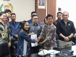 Oknum Dokter Berselisih dengan Warga Soal Penemuan HP Sepakat Damai