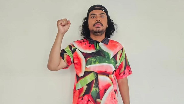 Kabar Terkini Artis dari InsertLive : Siapa Sangka Ananta Rispo Ternyata Keturunan Tokoh PKI