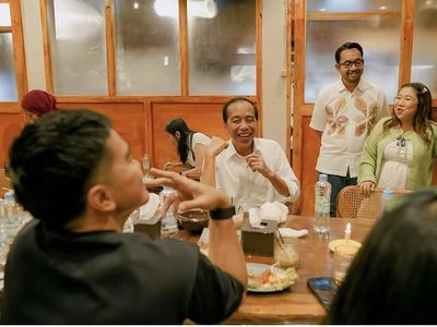 Kiky Saputri Buka Kafe di Solo, Didatangi Jokowi Sekeluarga