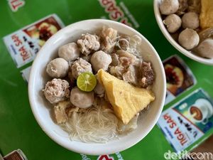 7 Rekomendasi Warung Bakso Hits di Bandung, Ada Favoritmu? 7 Rekomendasi Warung Bakso Hits di Bandung, Ada Favoritmu?