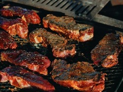 Steak Kaki Lima Mewah Harga Ramah di Bali