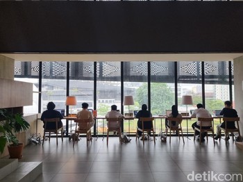Libur Akhir Tahun di Perpustakaan