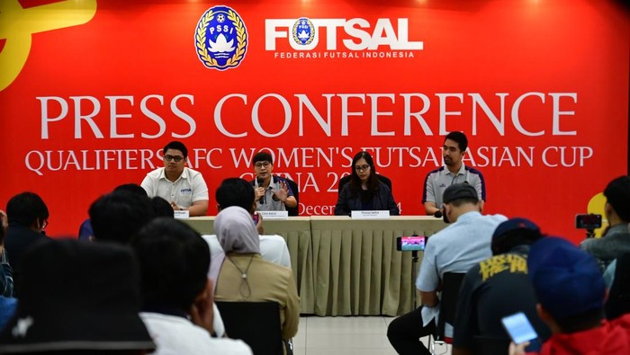 Konferensi pers Indonesia tuan rumah kualifikasi Piala Asia Futsa Wanita 2025