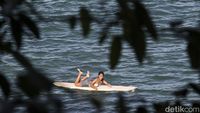 Surga Peselancar di Batukaras, Pangandaran
