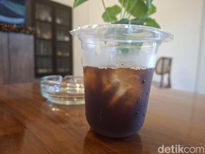 Slurrp! Segarnya Racikan Kopi Khas Bogor dari Toko Kopi Berusia 1 Abad