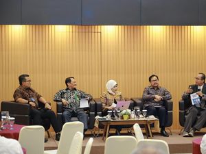 Refleksi Akhir Tahun, UNAIR Bahas Peran Penegakan Hukum Dorong Perekonomian