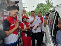 Wamen ESDM-Kepala BPH Migas Sidak SPBU di Pekanbaru, Pastikan Stok BBM Aman