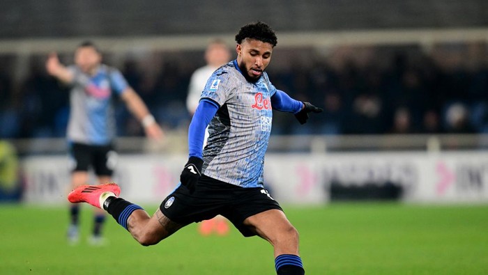 Soccer Football - Serie A - Atalanta v Empoli - Gewiss Stadium, Bergamo, Italy - December 22, 2024 Atalantas Ederson in action REUTERS/Daniele Mascolo