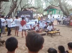 Pemkab Sumenep Suguhkan Pertunjukan Tongtong di Pantai Slopeng & Lombang