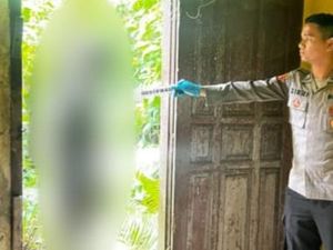 Warga Temukan Kerangka Manusia Tergantung di Bedeng Lubuklinggau Warga Temukan Kerangka Manusia Tergantung di Bedeng Lubuklinggau