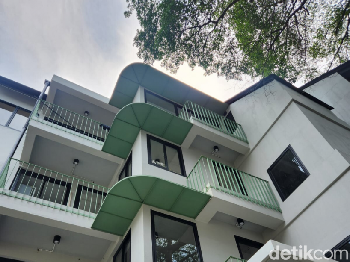 Rumah Flat Pertama di Jakarta
