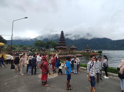 Kunjungan Turis ke Ulun Danu Beratan Turun Dibandingkan Nataru Sebelumnya