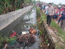 Tukang Becak Lamongan Ditemukan Tewas Tercebur dalam Saluran Air