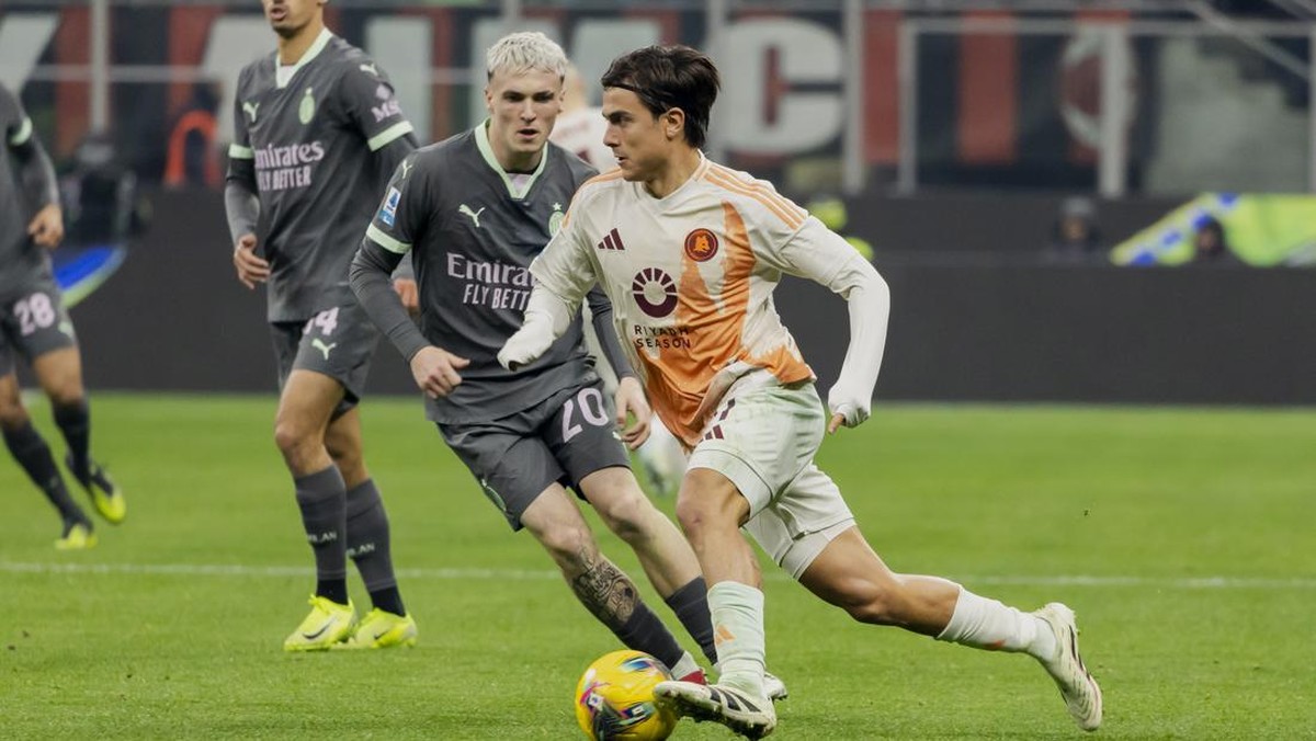 AC Milan vs AS Roma selesai 1-1. (Foto: Mairo Cinquetti/NurPhoto via Getty Images)