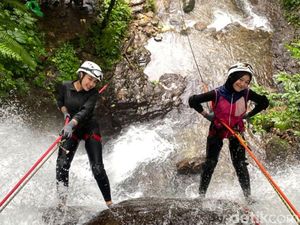 Canyoning Bogor: Menguji Adrenalin di Kawasan Gunung Menir, Bogor Canyoning Bogor: Menguji Adrenalin di Kawasan Gunung Menir, Bogor