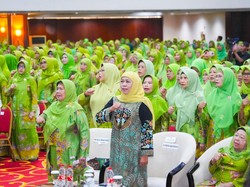Khofifah Ajak Para Ibu Tanamkan Persatuan dan Persaudaraan Sejak Balita