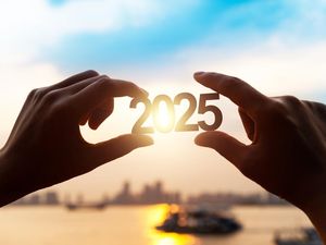 35 Ucapan Selamat Tahun Baru 2025 Bahasa Inggris, Happy New Year! 35 Ucapan Selamat Tahun Baru 2025 Bahasa Inggris, Happy New Year!