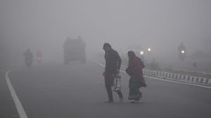 India Diselimuti Kabut Asap, Jarak Pandang Nyaris Nihil