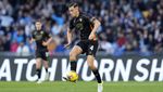 Foto: Momen Sengit Jay Idzes Vs Romelu Lukaku di Laga Napoli Vs Venezia