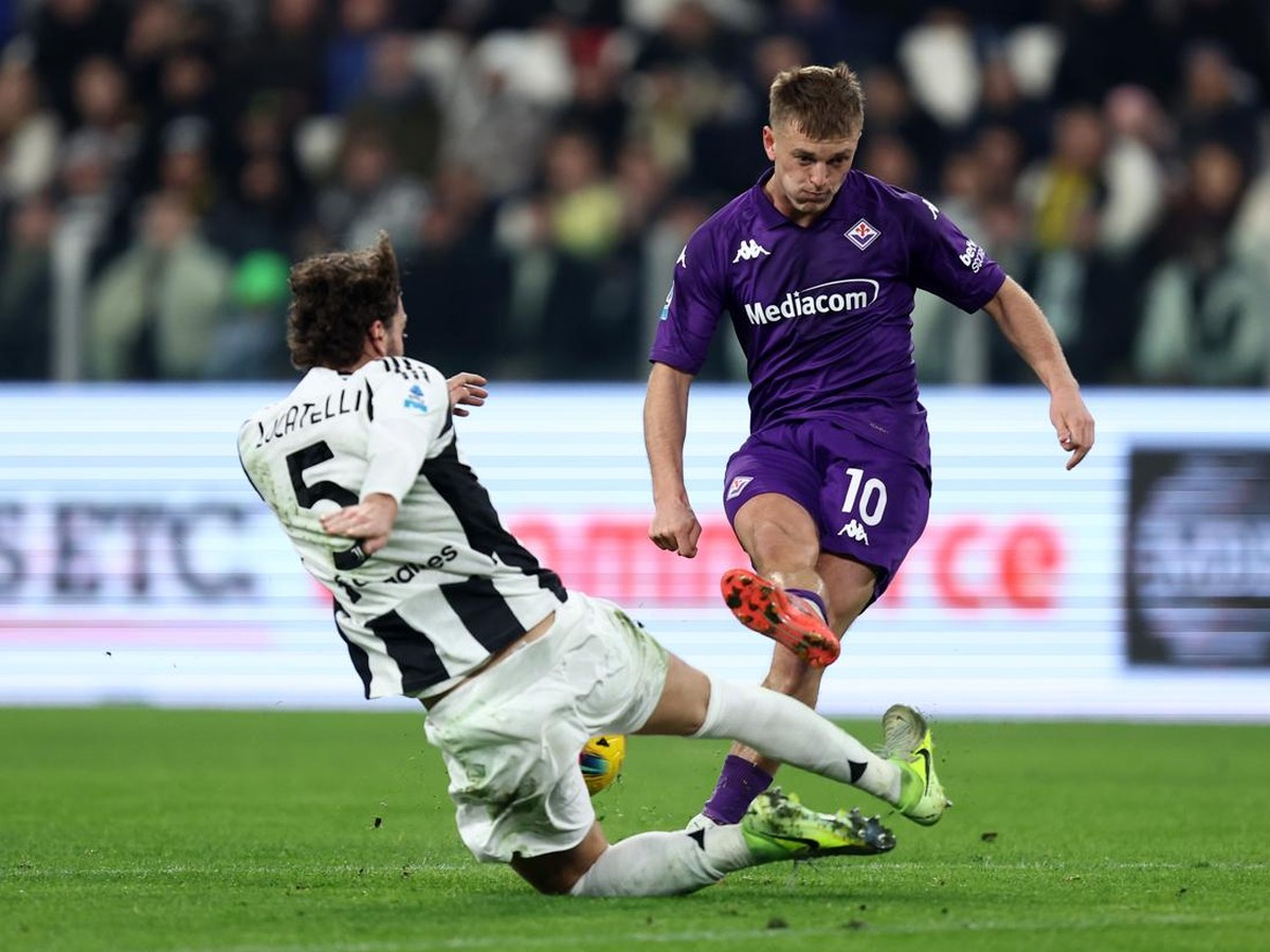 Juventus vs Fiorentina imbang 2-2 dalam lanjutan Serie A 2024/2025. (Foto: sportinfoto/DeFodi Images via Getty Images)