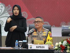 Polda Jatim Rampungkan Sejumlah Perkara-Sabet Beragam Penghargaan Polda Jatim Rampungkan Sejumlah Perkara-Sabet Beragam Penghargaan
