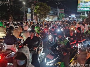 Polisi Beberkan Biang Kerok Kemacetan Parah di Canggu Polisi Beberkan Biang Kerok Kemacetan Parah di Canggu