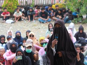 Warga dan Pemdes Lampuara Luwu Dimediasi, Imbas Segel Kantor Desa Warga dan Pemdes Lampuara Luwu Dimediasi, Imbas Segel Kantor Desa