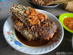 Saung Matoa: Sedapnya Pecak Gurame dan Gabus Pucung di Warung Betawi-Sunda