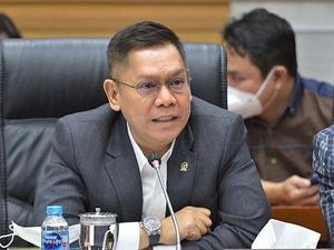 Buntut Kasus Suap, Pimpinan DPR Usul Pertukaran Hakim di Jawa ke Luar Buntut Kasus Suap, Pimpinan DPR Usul Pertukaran Hakim di Jawa ke Luar