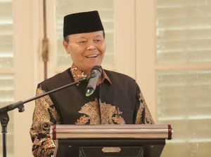HNW Apresiasi MK Hapus Presidential Threshold: Mestinya Pilkada Juga HNW Apresiasi MK Hapus Presidential Threshold: Mestinya Pilkada Juga